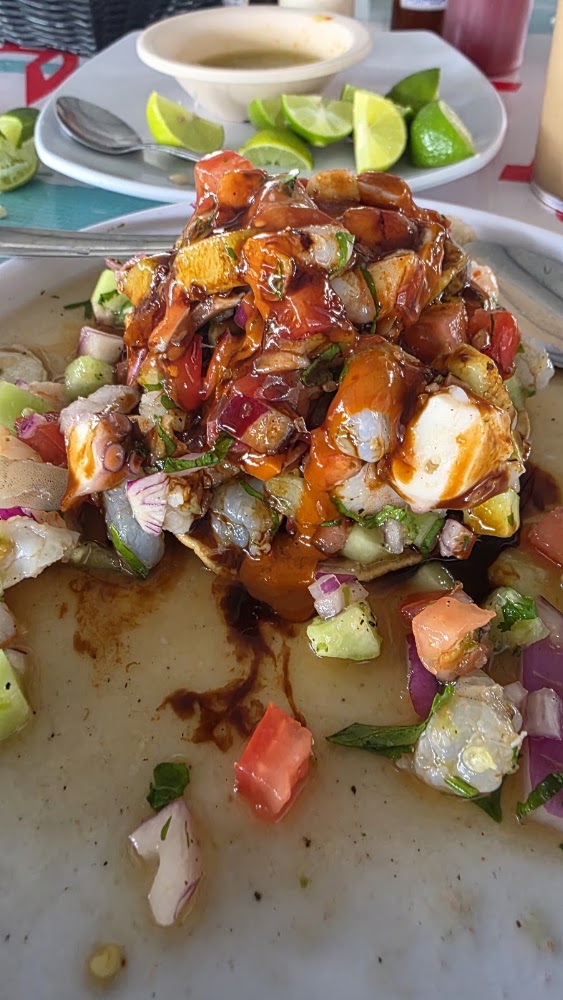 MARISCOS EL GÜERO