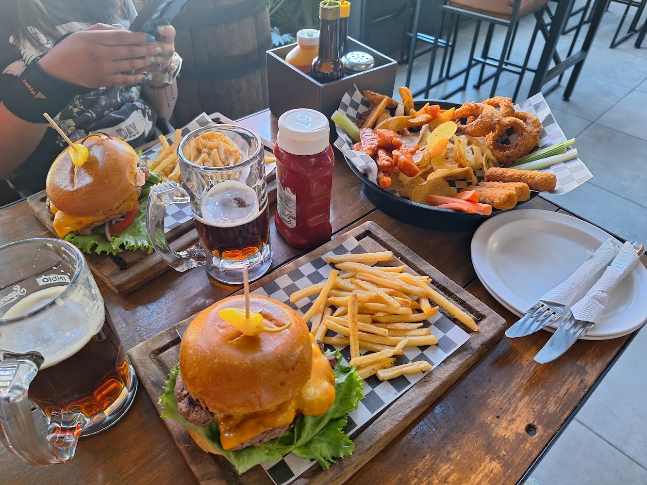Hudson Bar