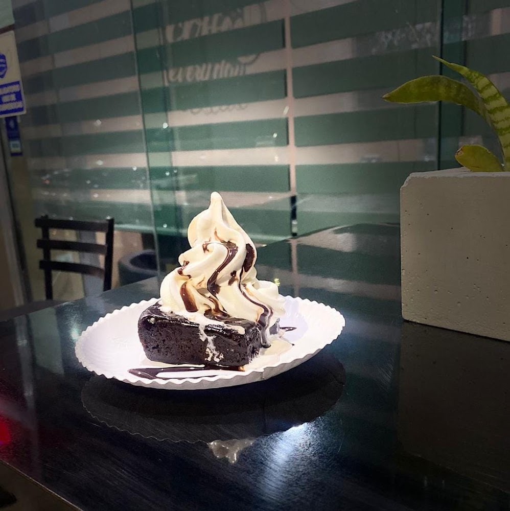 Vana's cafe