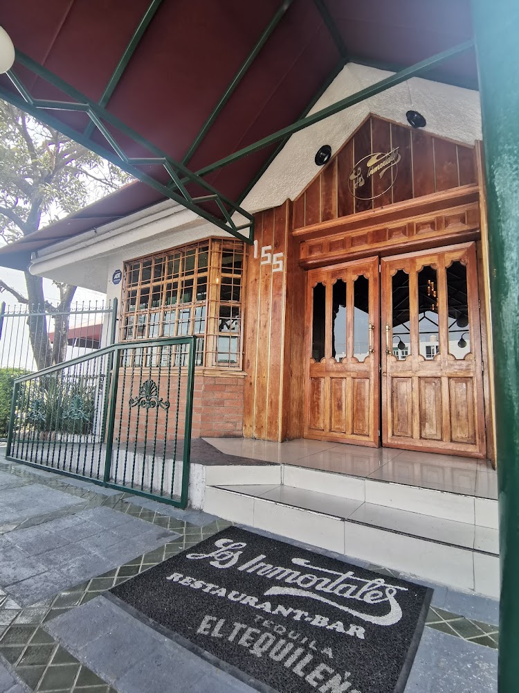 Los Inmortales Restaurant Bar