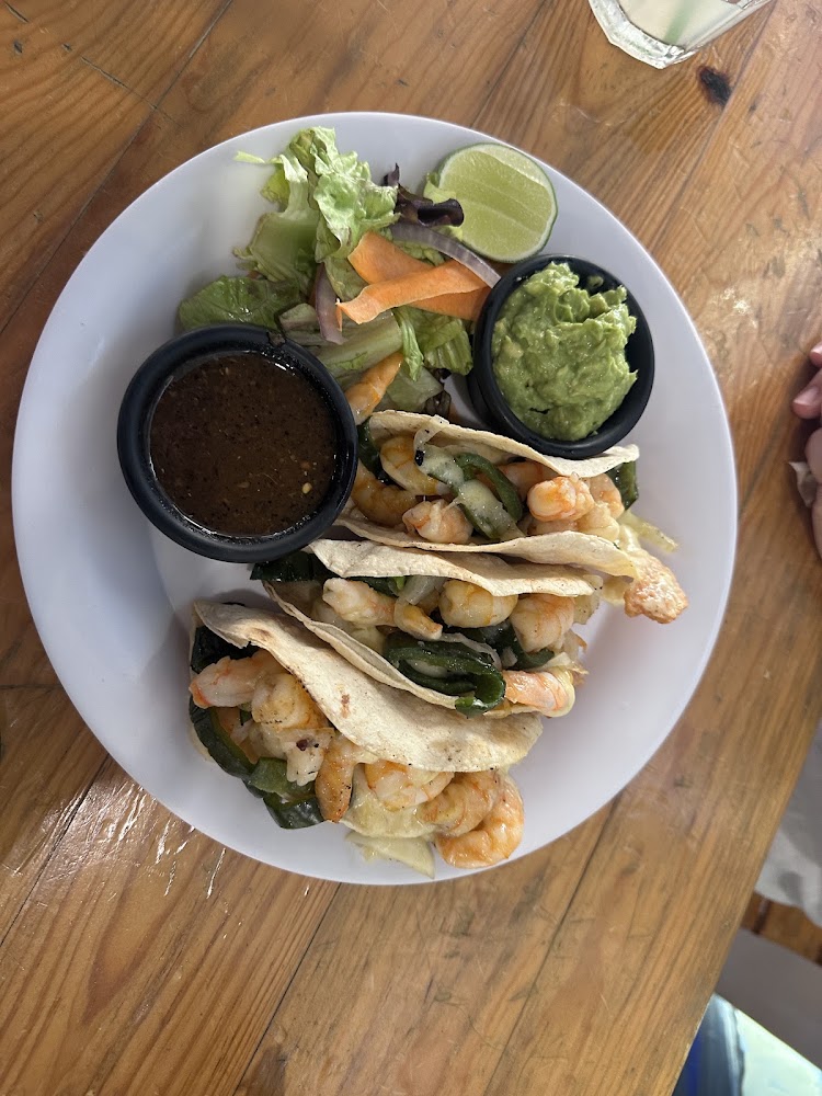 El Palmar Mariscos + Sushi