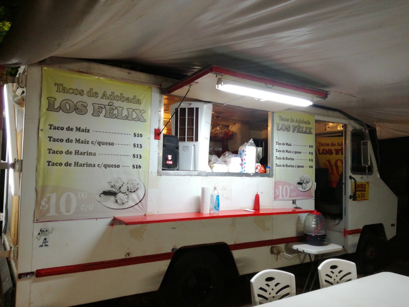 Tacos De Adobada Los Félix