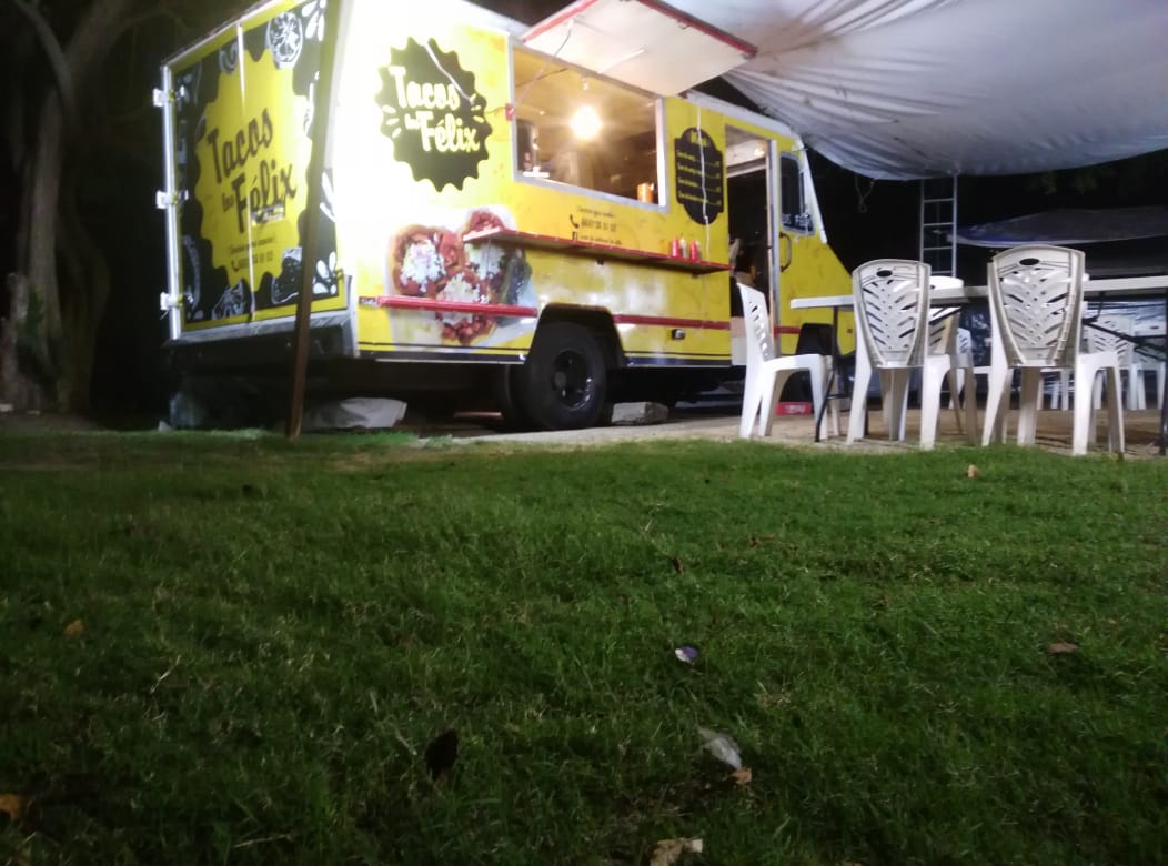 Tacos De Adobada Los Félix