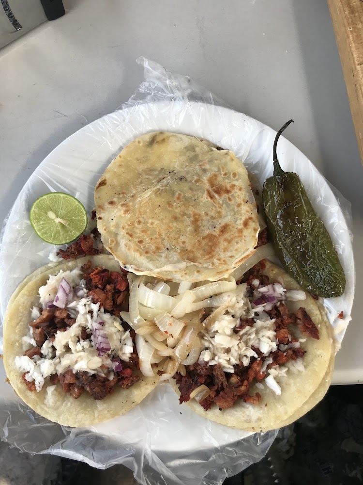 Tacos de adobada “ La Esquina “