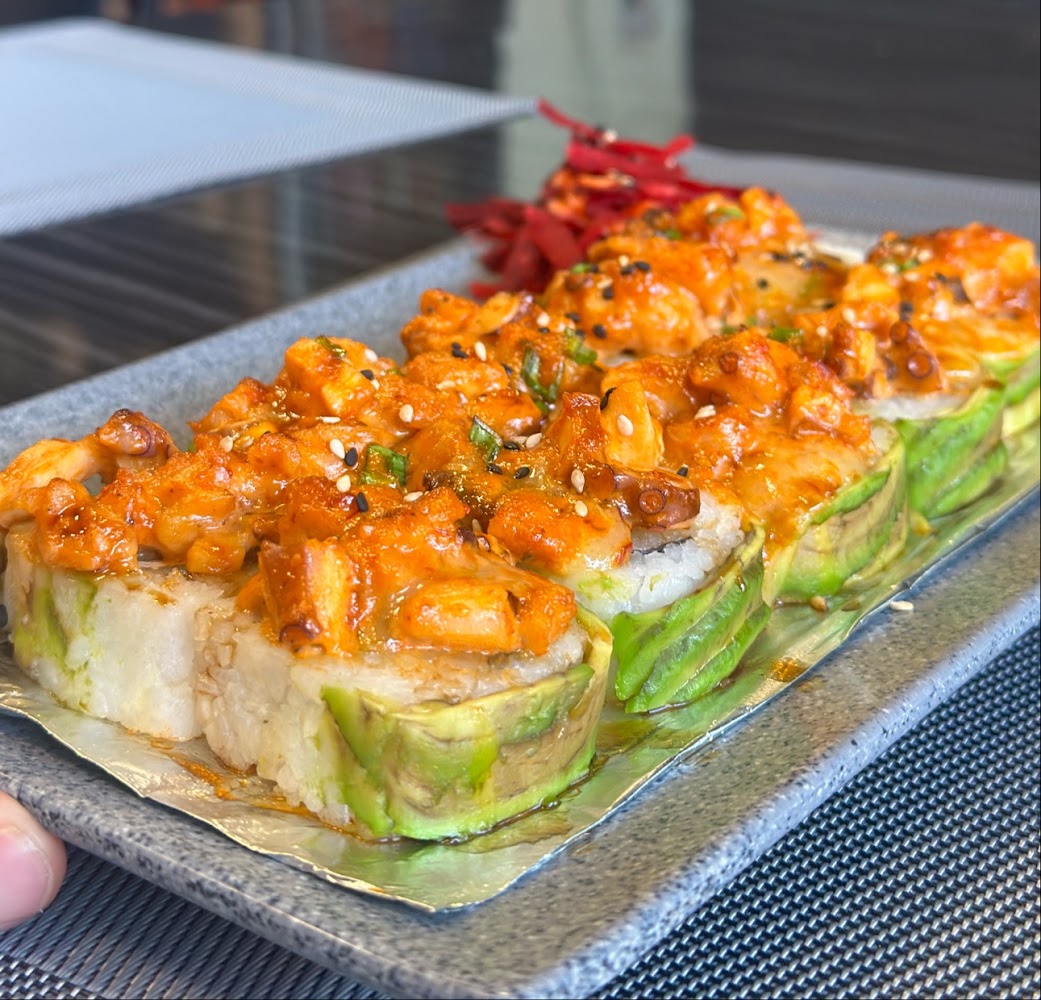 Okane Sushi & Mariscos