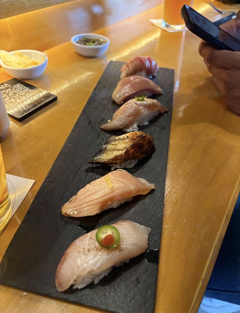 Moma Sushi Clouthier
