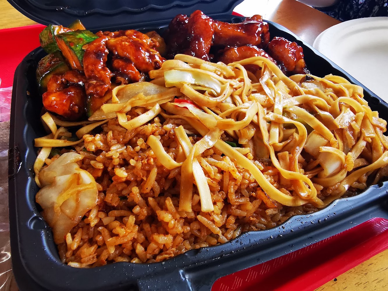 Qin Oriental Food Fórum