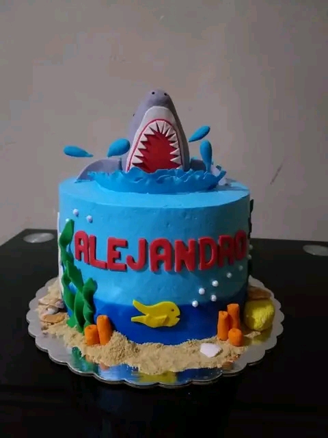Adelyn'cake