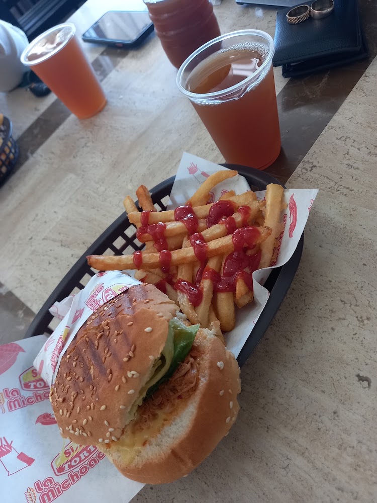 Super Tortas La Michoacana Pedro Anaya