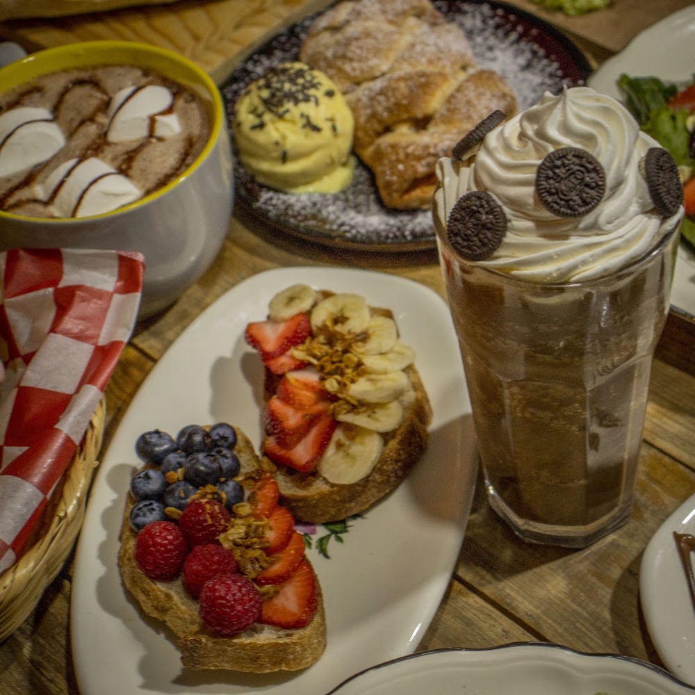 Aloó Café