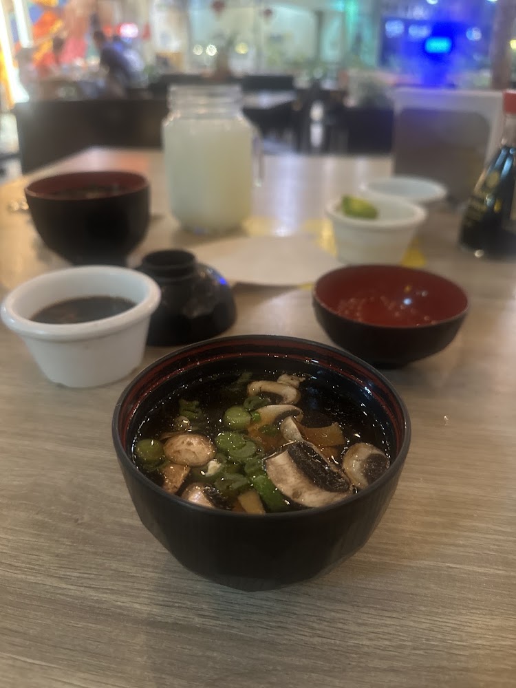 Hattori Sushi Mezcalería