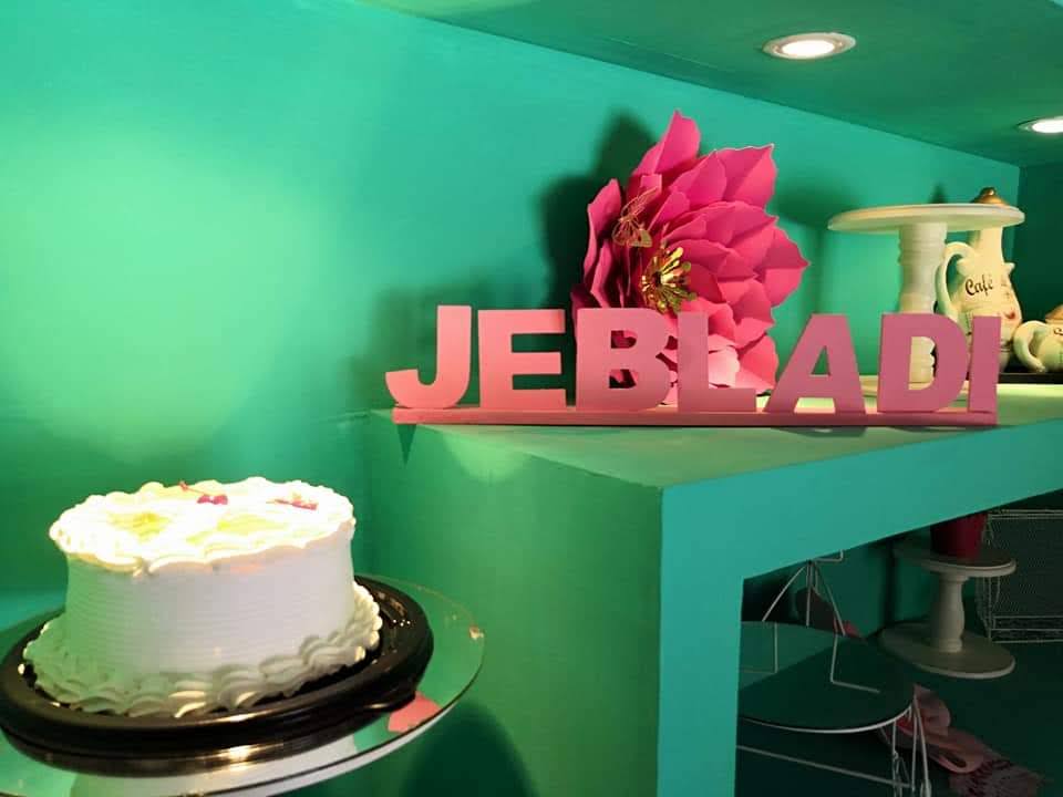 Panadería y pastelería fina Jebladi