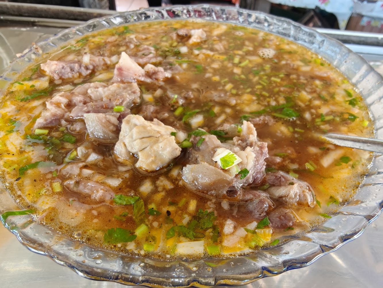 Cabeza en su jugo "Los Plebeyos"