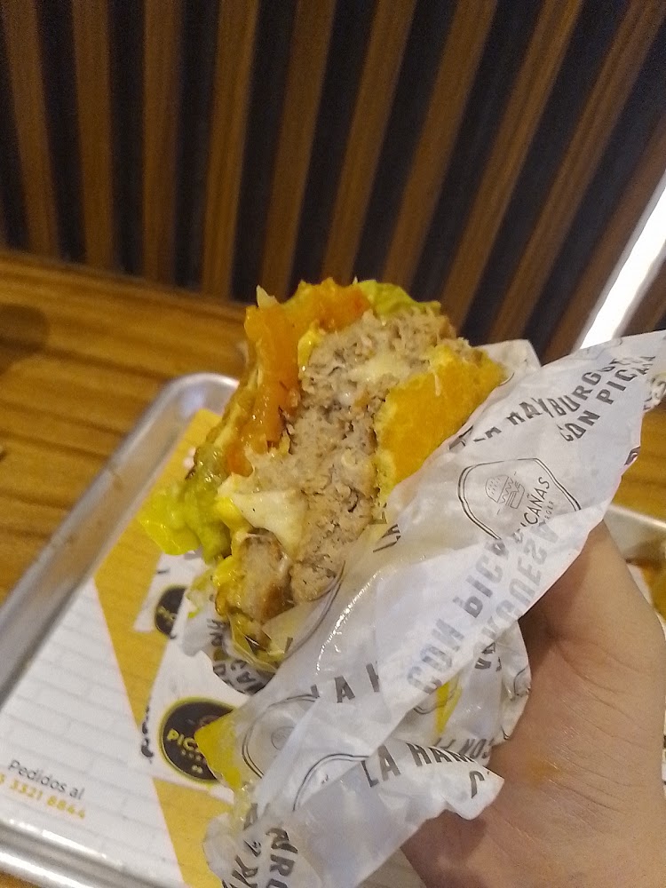 Picañas Burger Chapalita