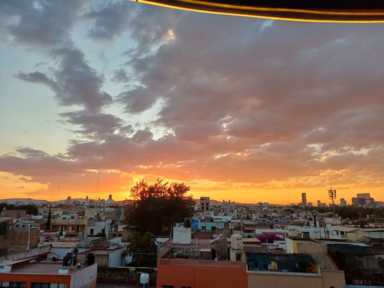 Sky Bar 360°