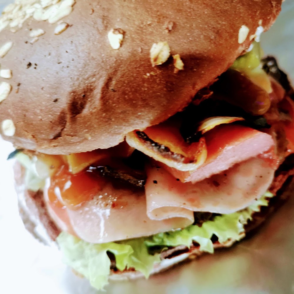 Casa de la hamburguesa gourmet y alitas
