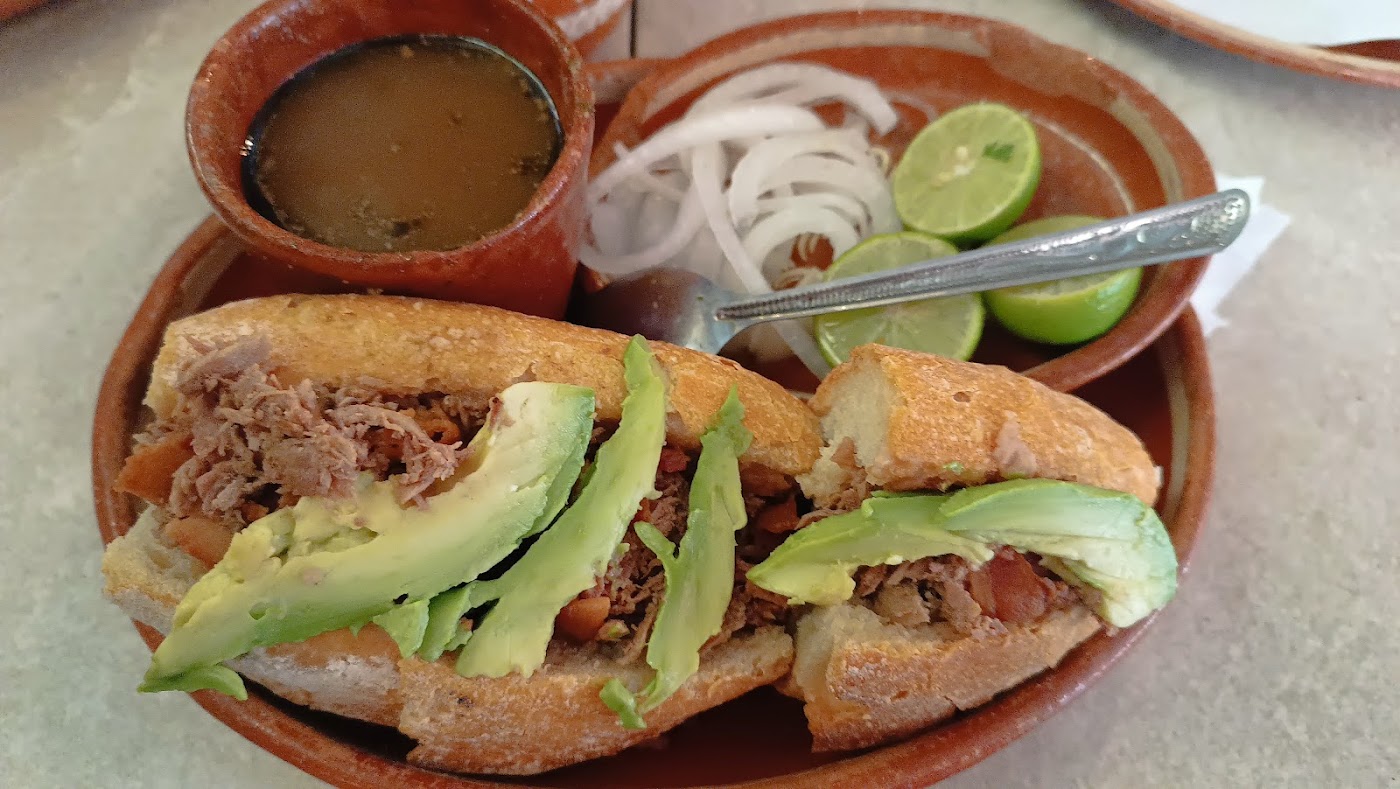 Restaurante ¿Qué Pachó? Naciones Unidas