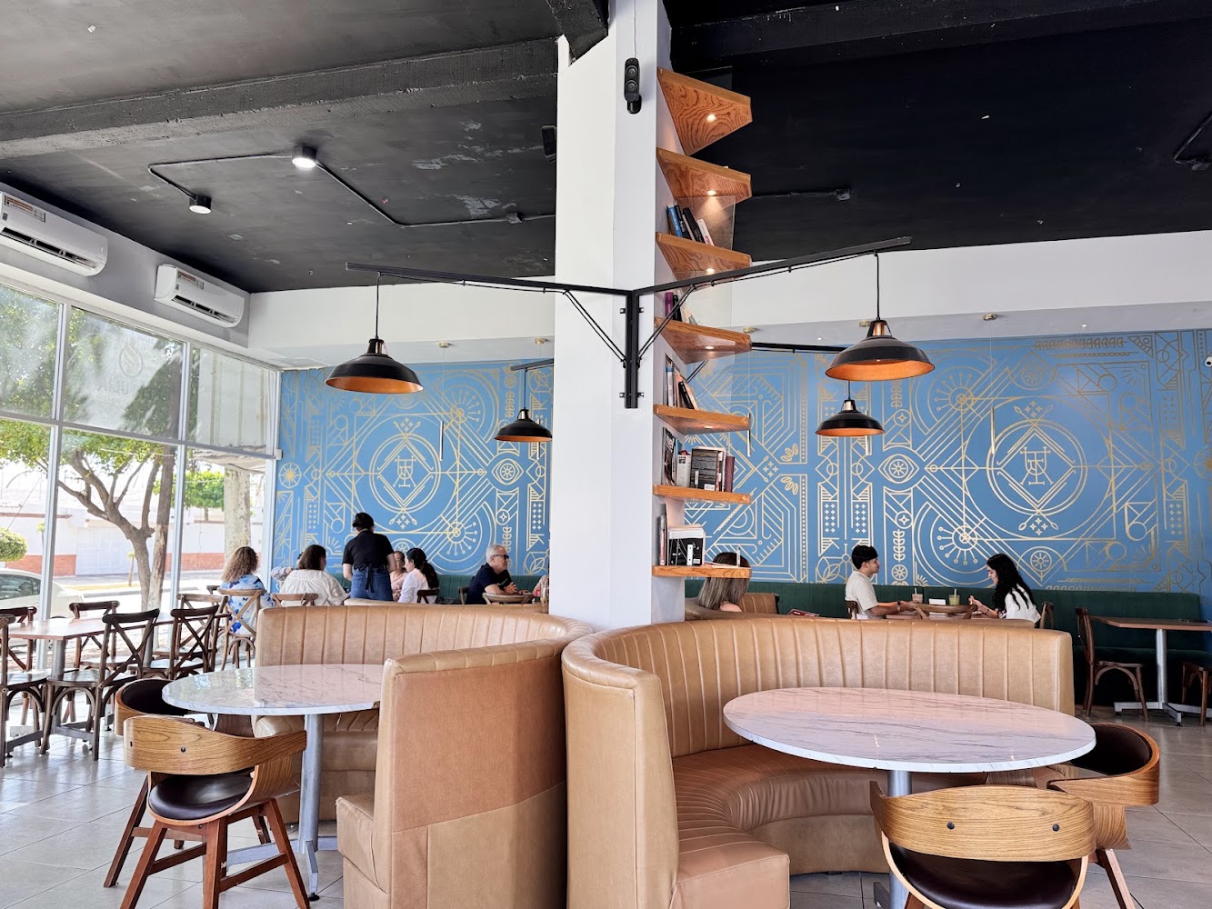 Tertulia Café Estudio