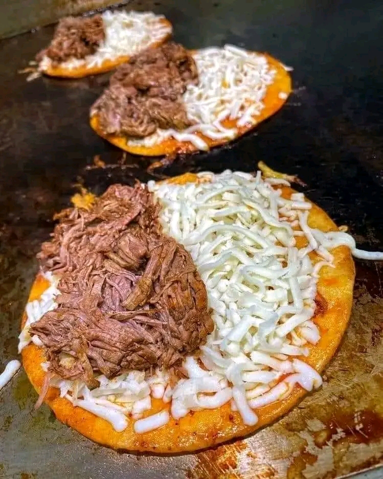 Birrieria y Cabeza "LOPEZ"