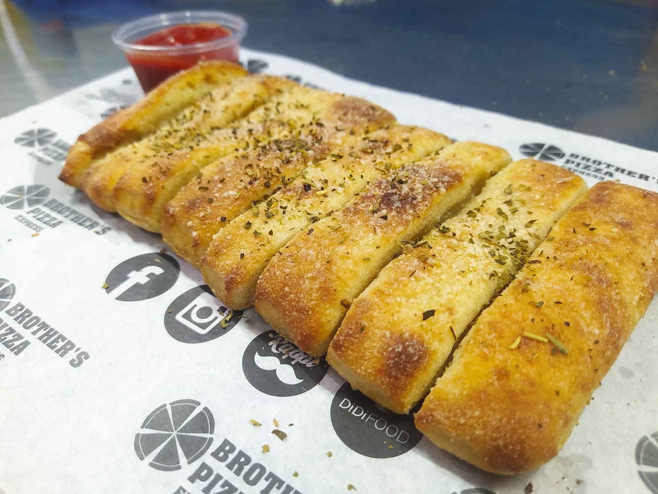 Brother's Pizza