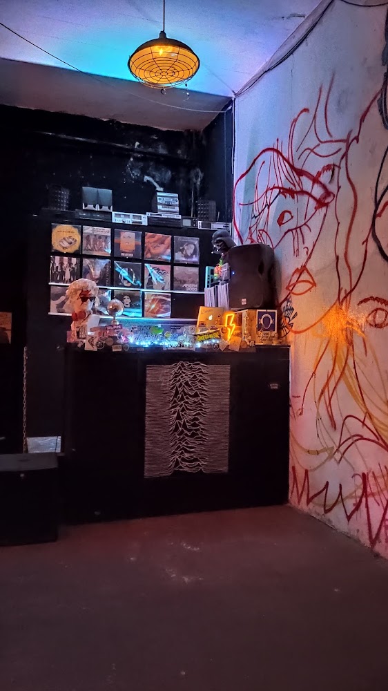 Delorean Bar