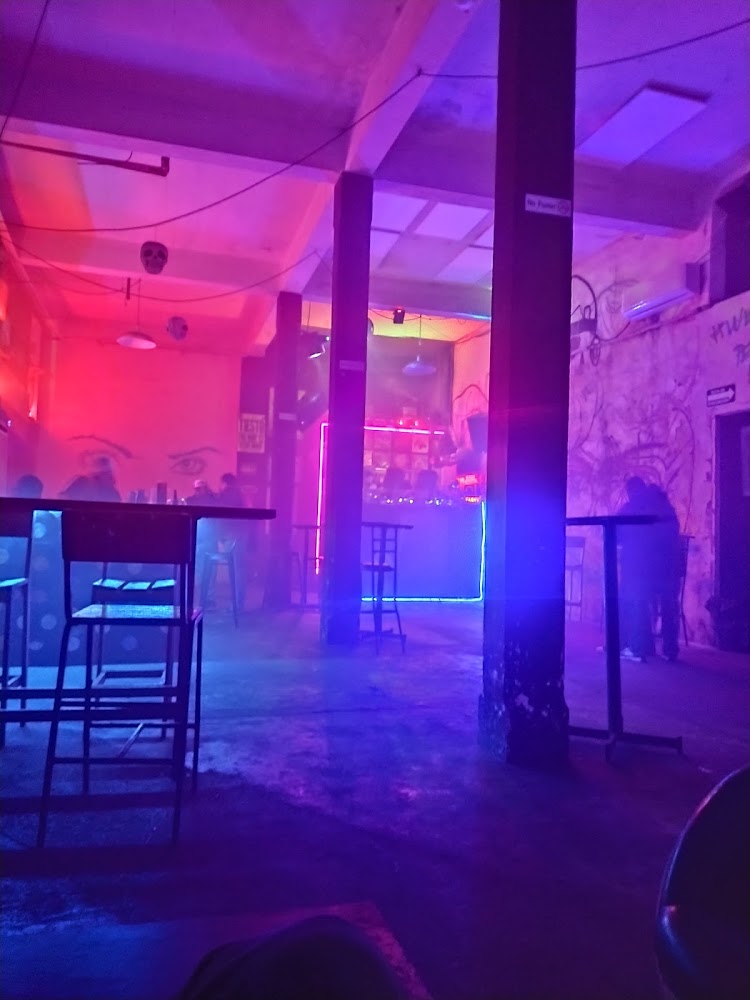 Delorean Bar