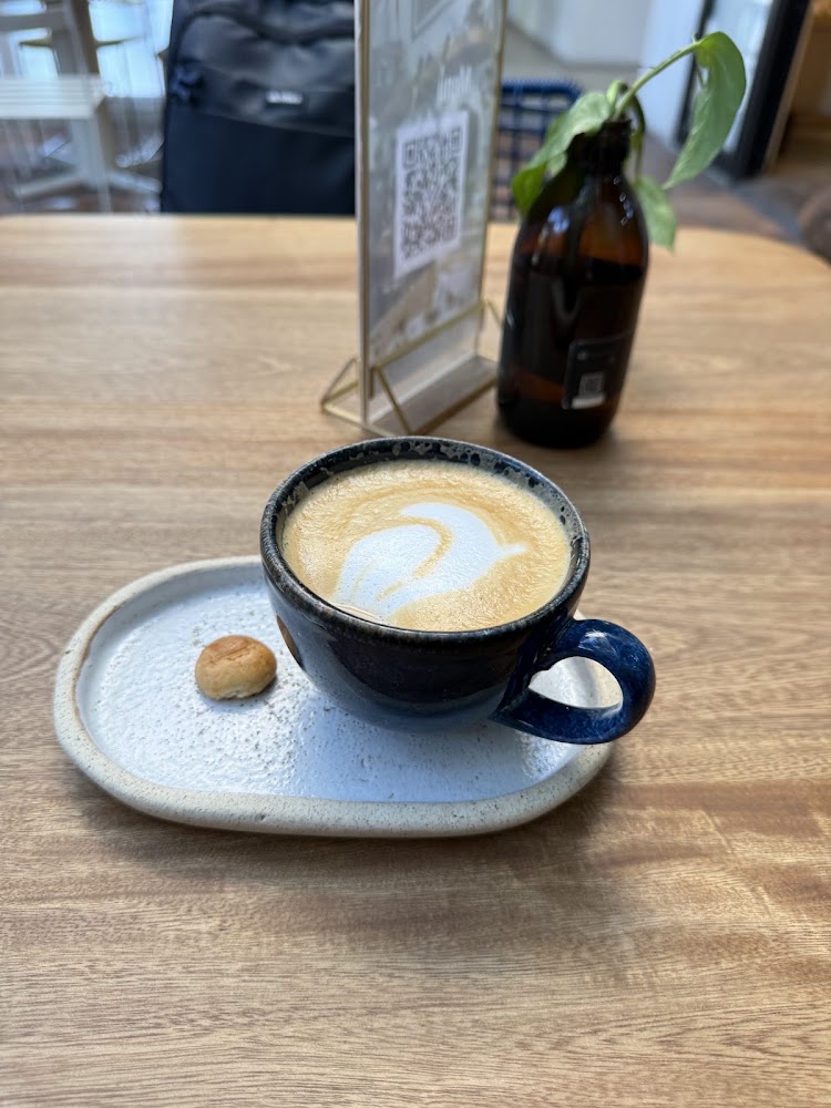 Montenegro, alacena y café