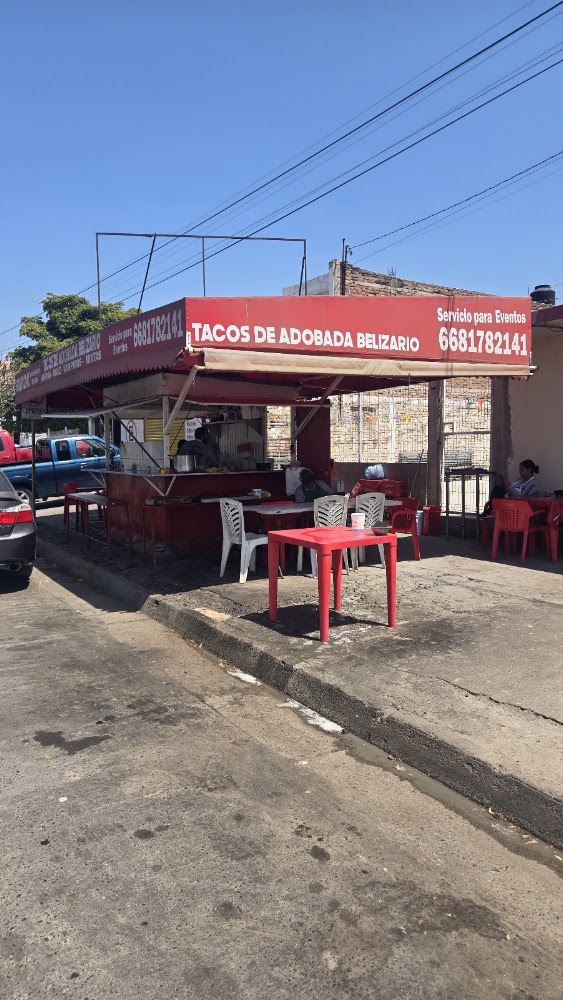 Tacos de adobada belisario