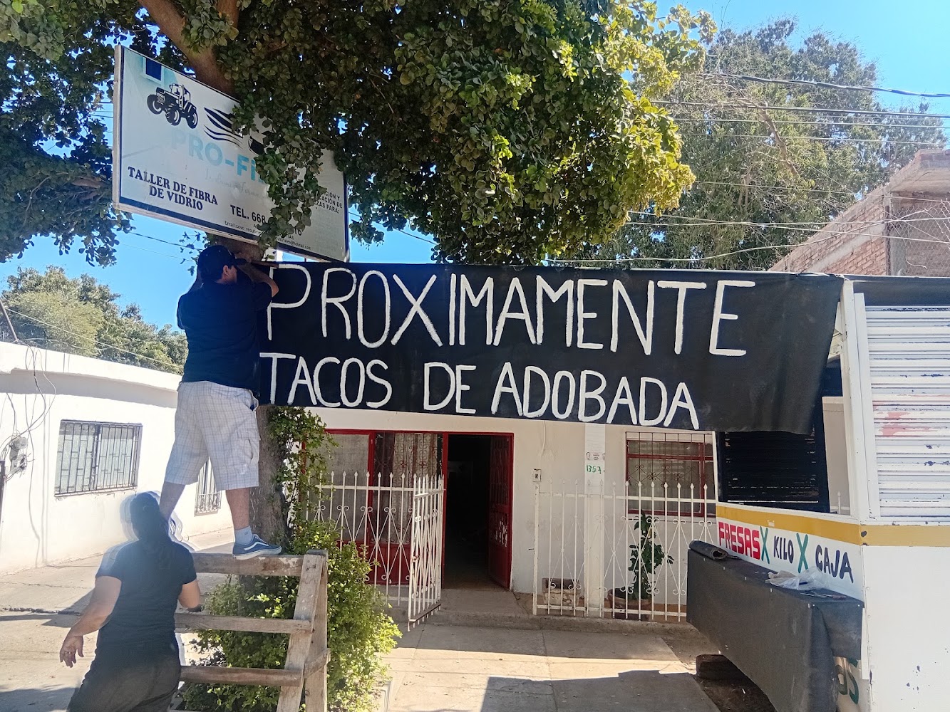 Tacos de adobada chayito
