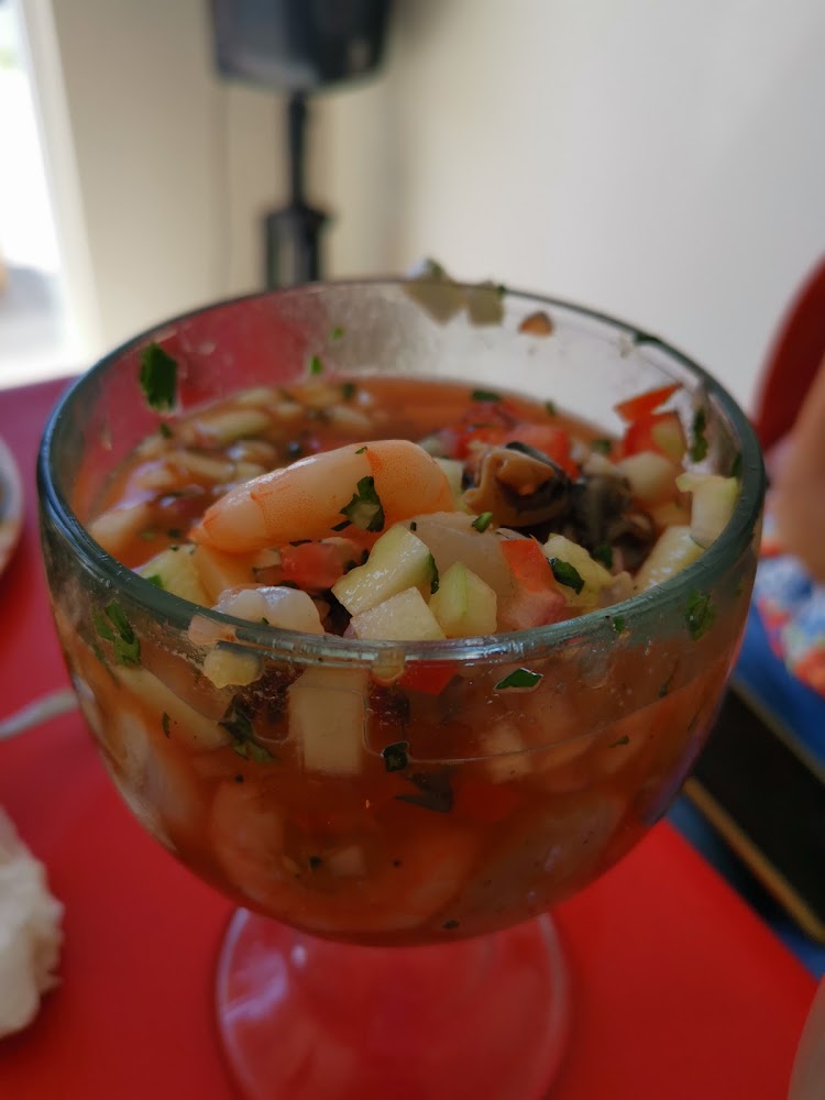 Clamatos y Mariscos Sofer