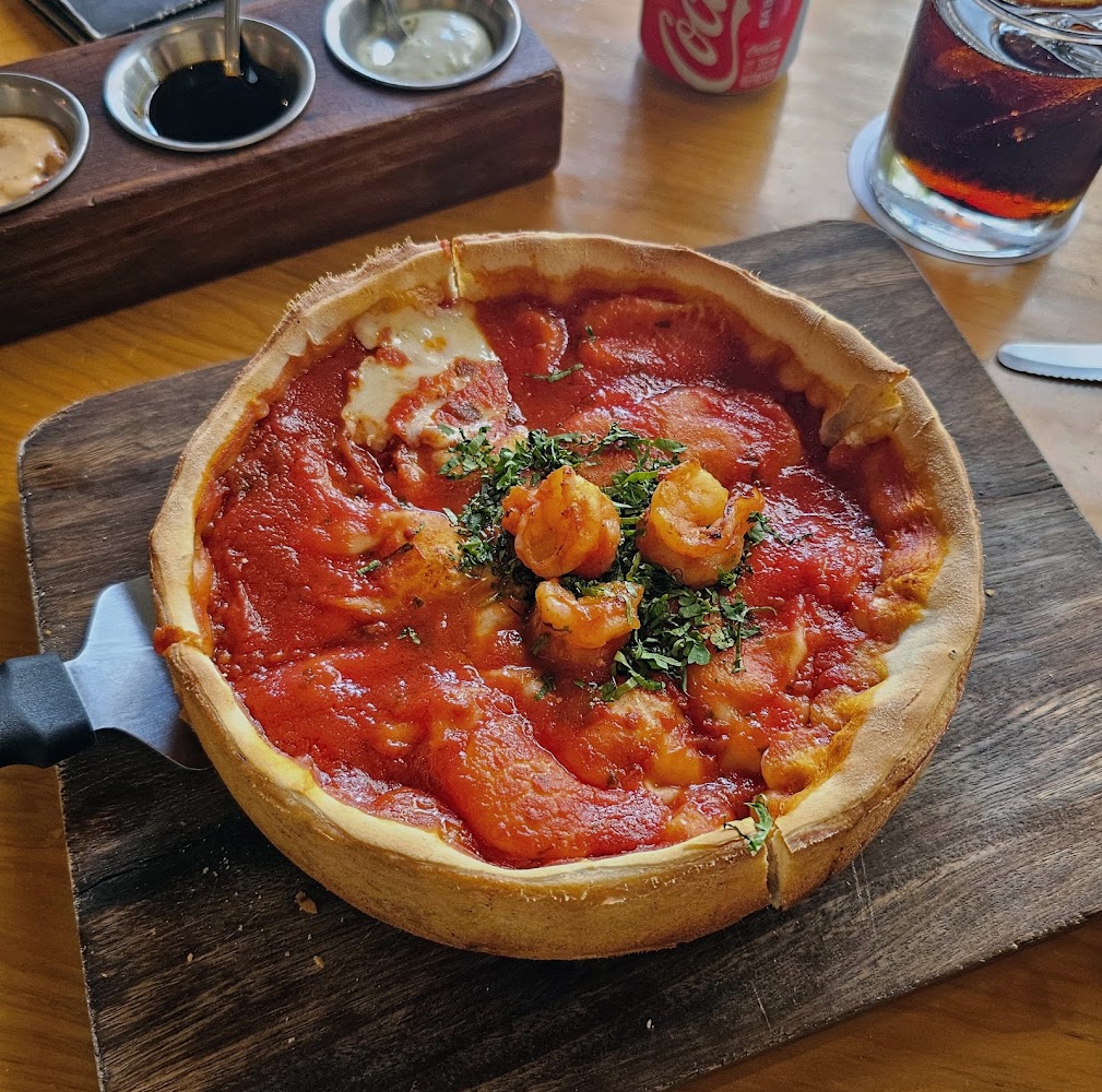 Vulcanos Chicago Style Pizza (Americana)