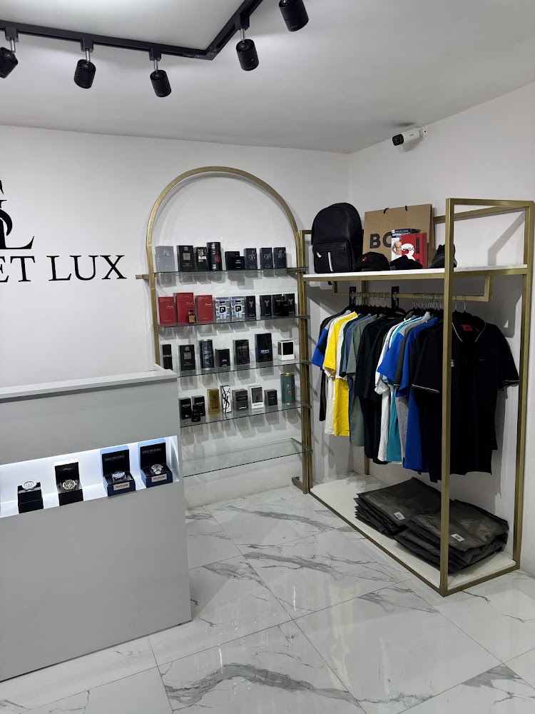 StreetLux Boutique