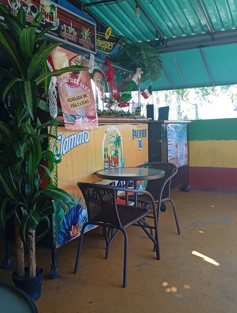 hw tiki bar