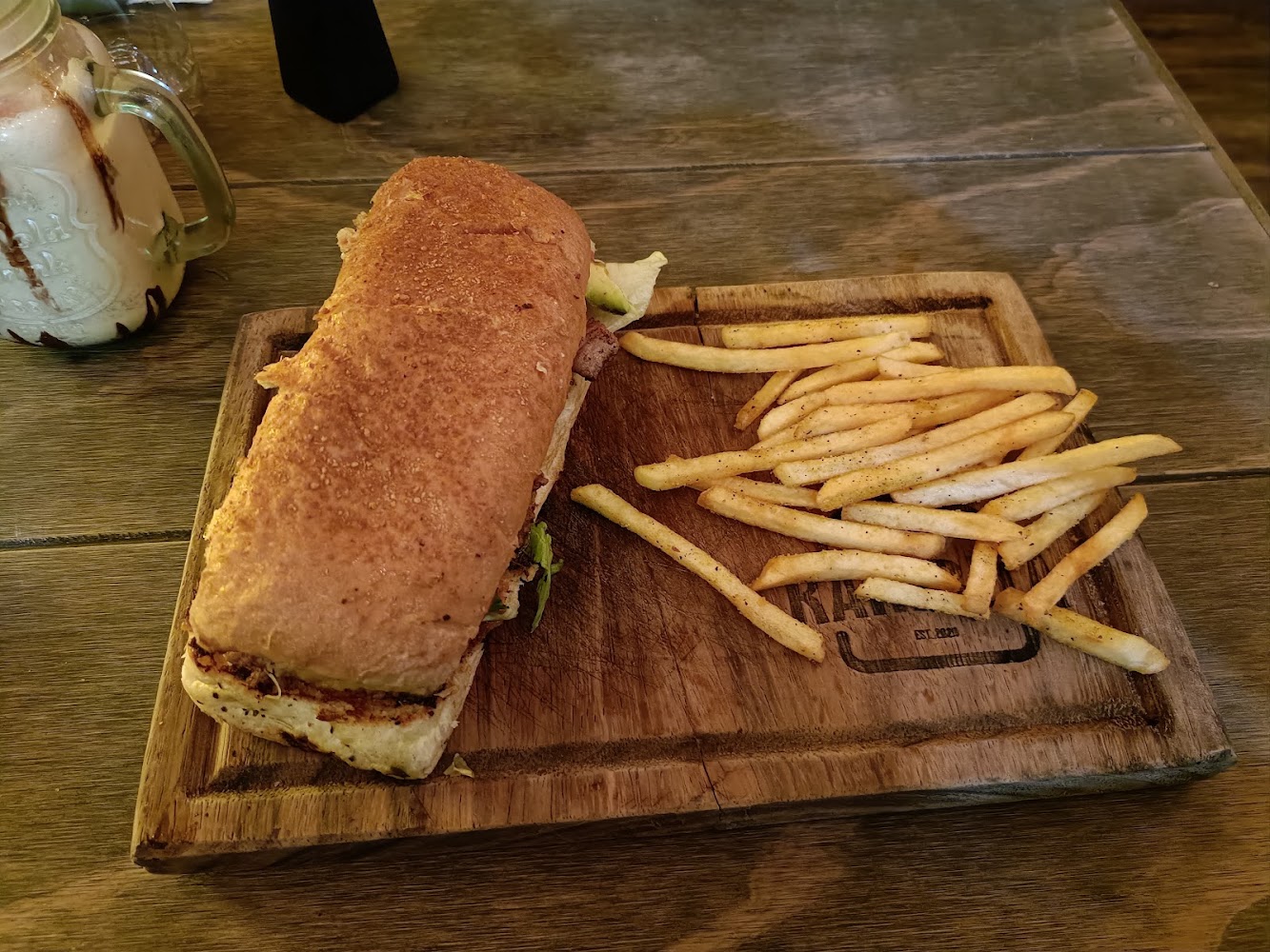 Pasta & Burgers Rakebela