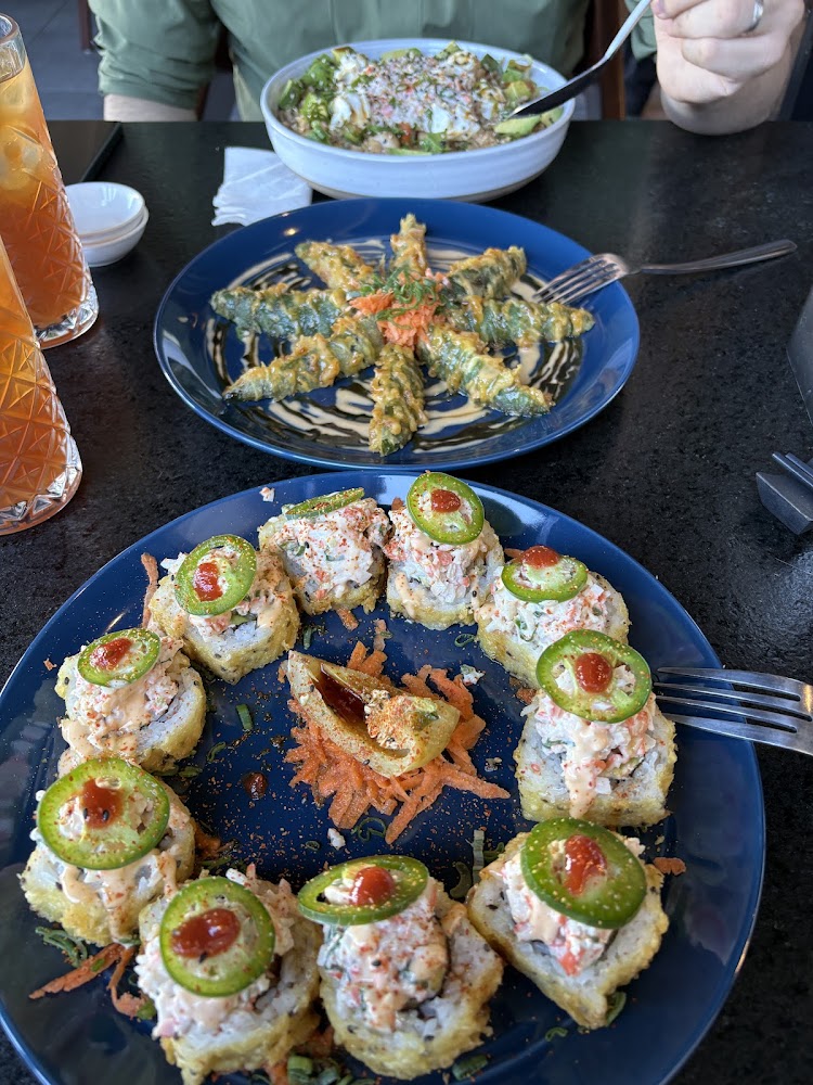 Sushi moto by tomo