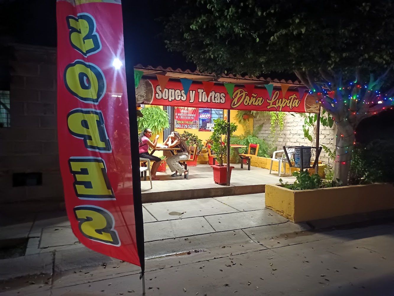 Sopes y tortas "doña Lupita"