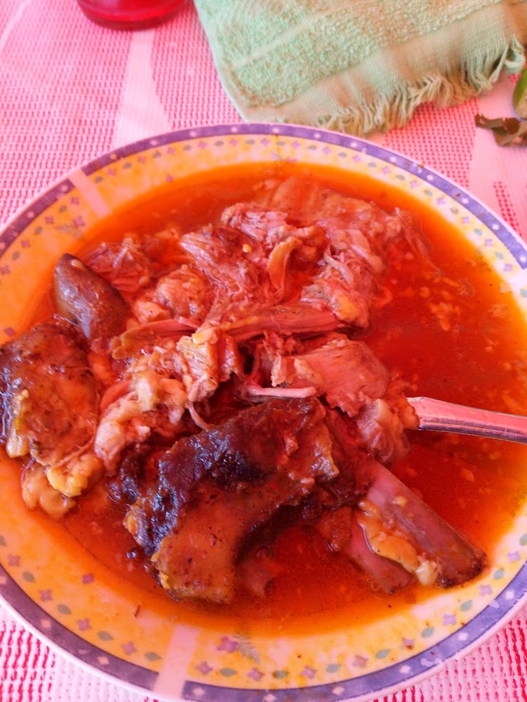 Tacos de Birria y borrego tatemado “Miju”