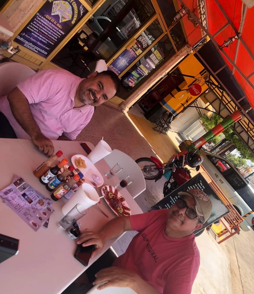 Mariscos 2 amigos