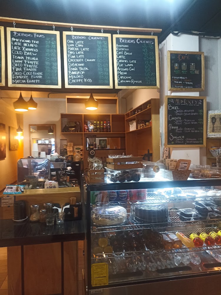 Livin Café