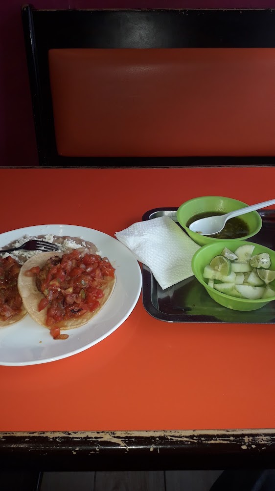 Jugos y Tacos California