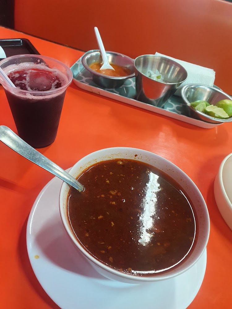 Jugos y Tacos California