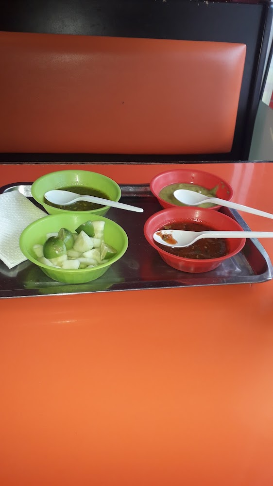 Jugos y Tacos California