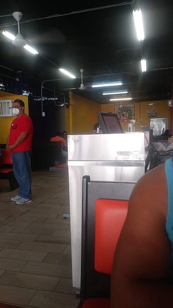 Jugos y Tacos California