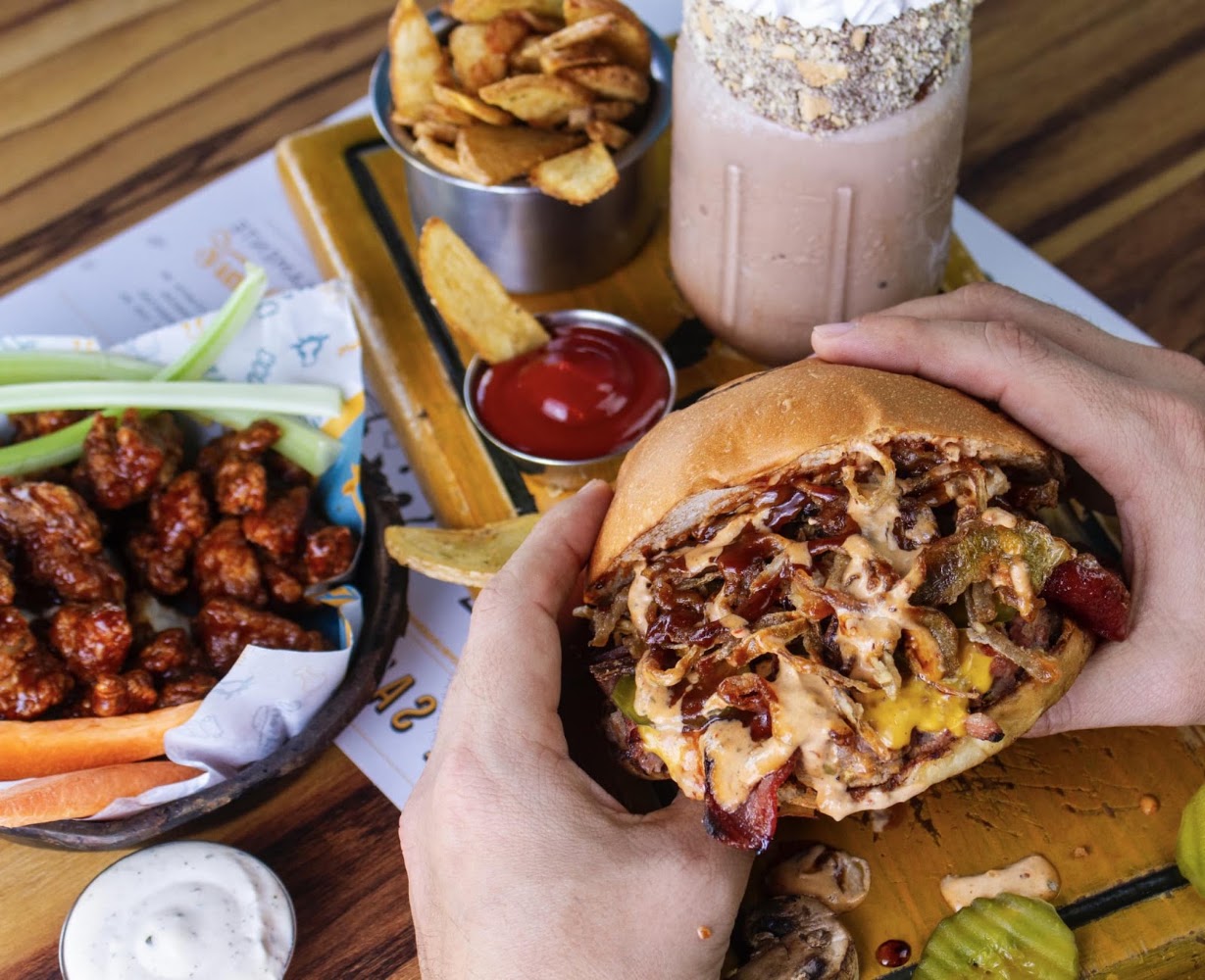 Farm Burger Plaza Malecon