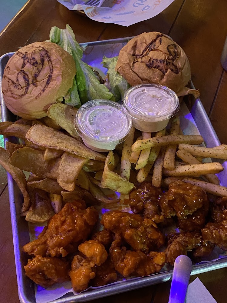 Farm Burger Plaza Malecon