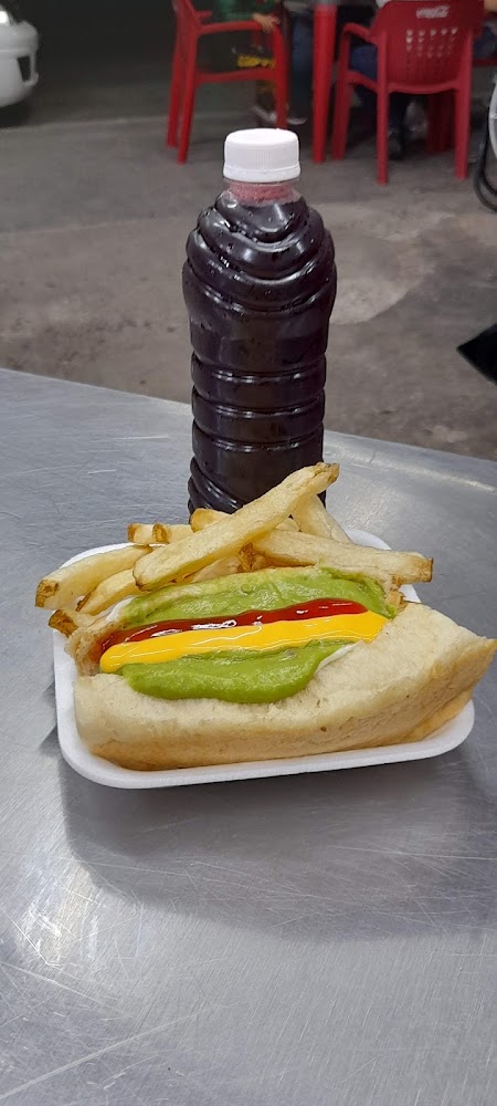 Hot Dogs Los Sierreños