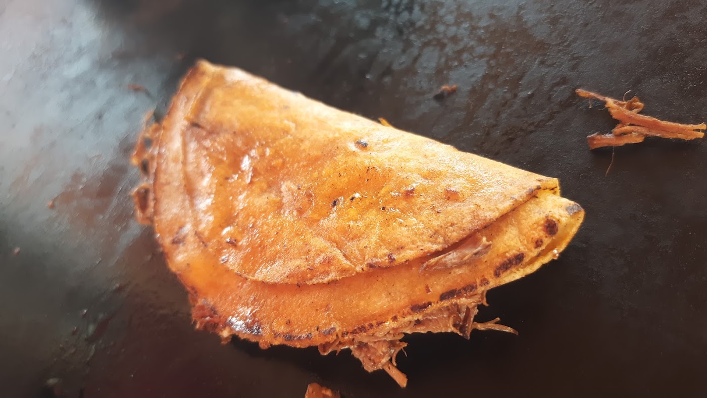 Tacos de birria y carnitas mi pachin