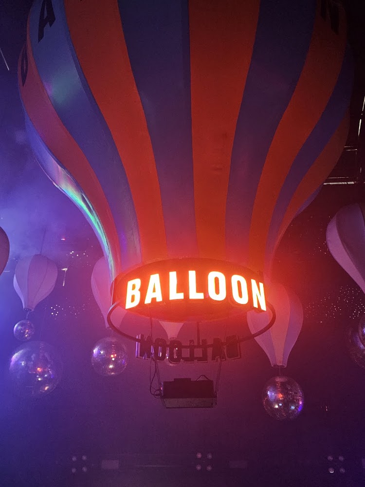Balloon Disco