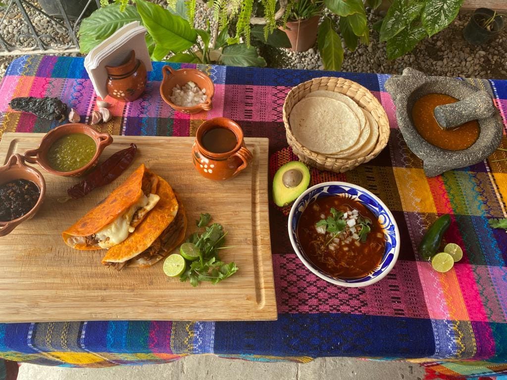 El Charro Sinaloense Tacos de Birria y más (por la mañana)