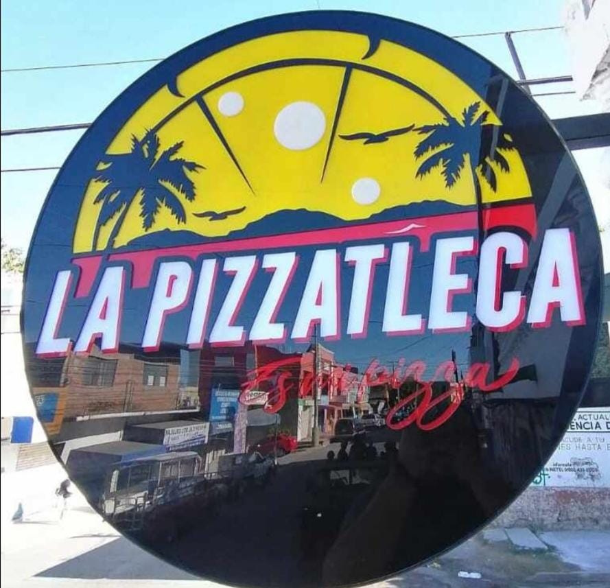 La Pizzatleca